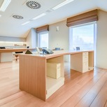 Villa met magazijn