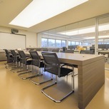 Villa met magazijn