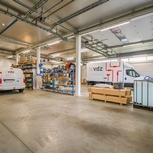 Villa met magazijn